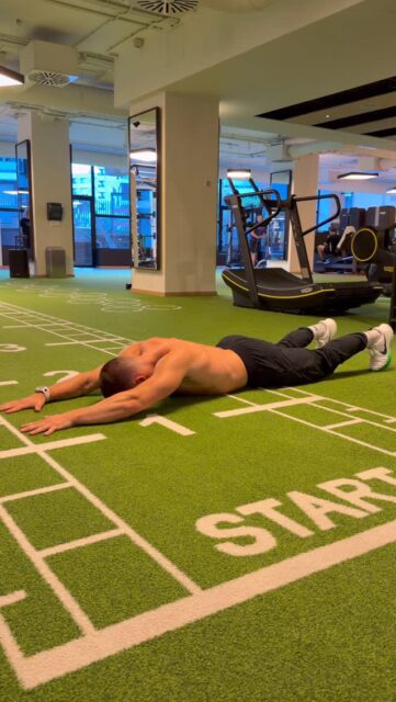 ¿No te sale? Comenta “PLANCHA” y te cuento cómo conseguirlo.#ejercicio#fisioterapia #galdakao #rehabilitación #movimento